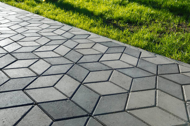 Best Driveway Paving Contractor  in Beechwood Village, KY