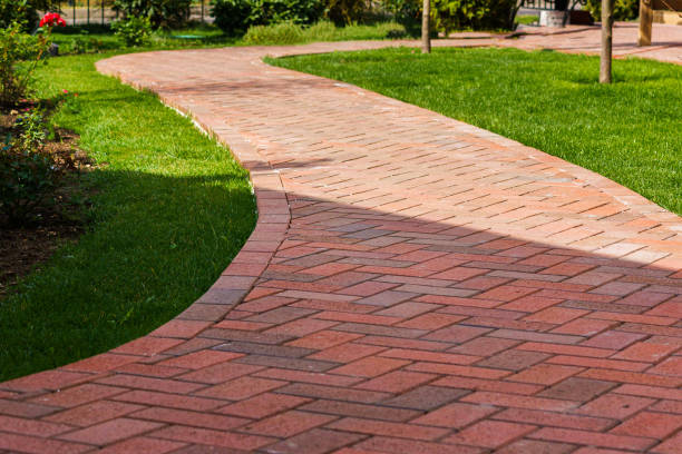 Best Driveway Paving Contractor  in Beechwood Village, KY